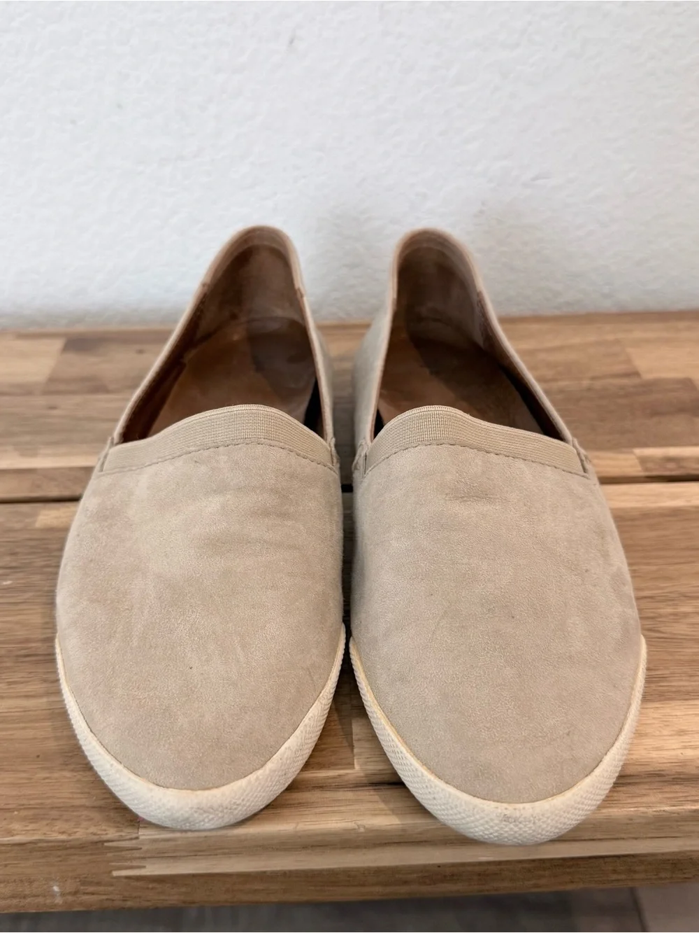 FRYE- Melanie Slip On in Cream - Size 7